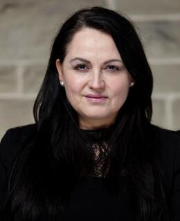 Elizabeth Steyn, Associate Expert